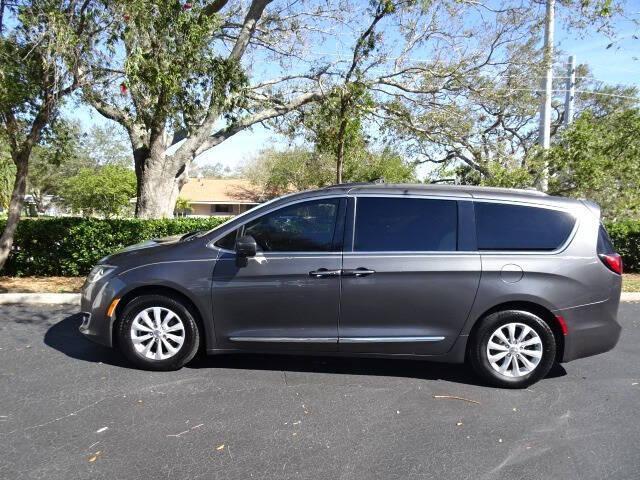 used 2017 Chrysler Pacifica car, priced at $9,700