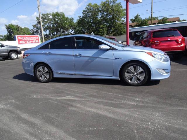 used 2015 Hyundai Sonata Hybrid car, priced at $8,200