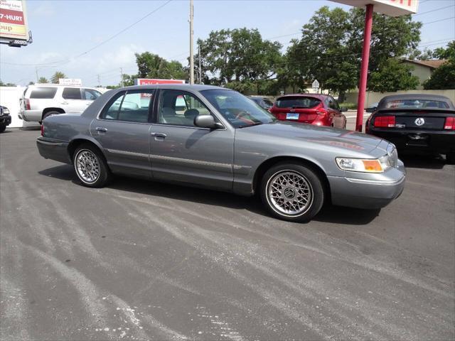 used 2000 Mercury Grand Marquis car, priced at $5,700