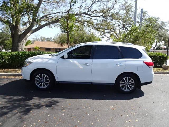 used 2014 Nissan Pathfinder car, priced at $6,700