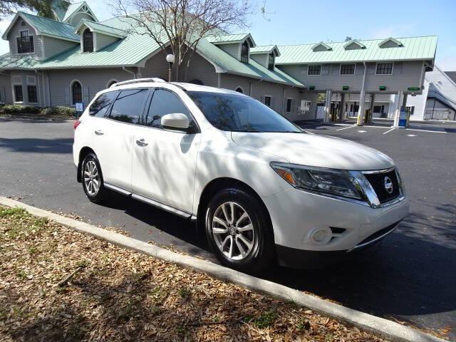 used 2014 Nissan Pathfinder car, priced at $6,700