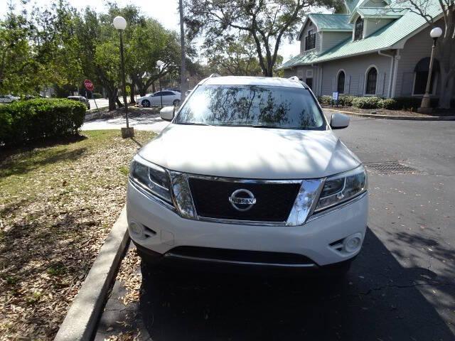 used 2014 Nissan Pathfinder car, priced at $6,700