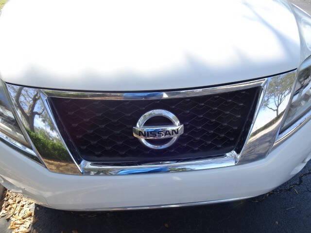 used 2014 Nissan Pathfinder car, priced at $6,700