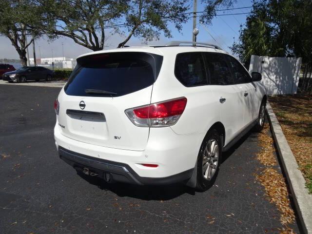 used 2014 Nissan Pathfinder car, priced at $6,700