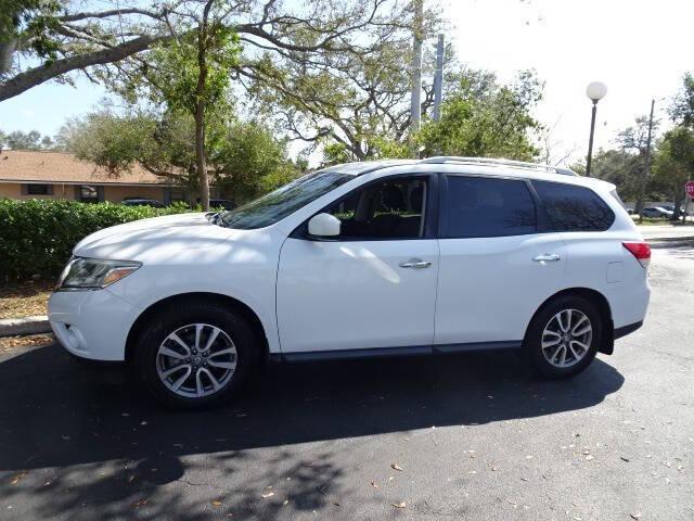 used 2014 Nissan Pathfinder car, priced at $6,700