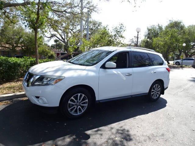 used 2014 Nissan Pathfinder car, priced at $6,700