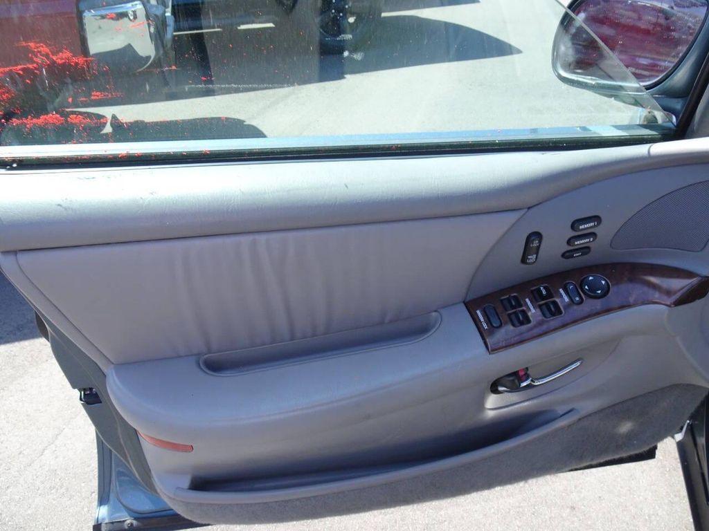 used 2004 Buick Park Avenue car, priced at $4,200