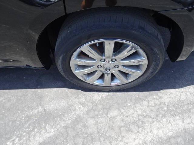 used 2012 Chrysler 200 car, priced at $5,400