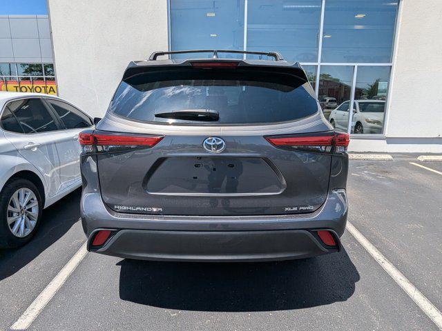 used 2021 Toyota Highlander car, priced at $36,499