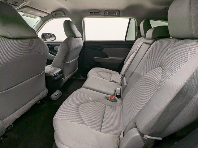 used 2023 Toyota Highlander Hybrid car, priced at $35,997