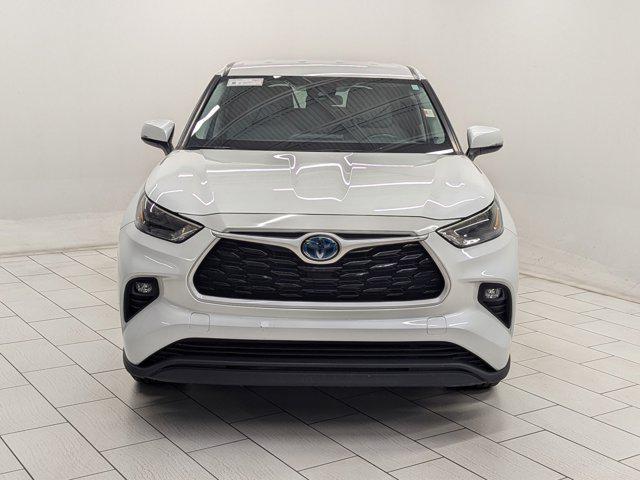 used 2023 Toyota Highlander Hybrid car, priced at $35,997