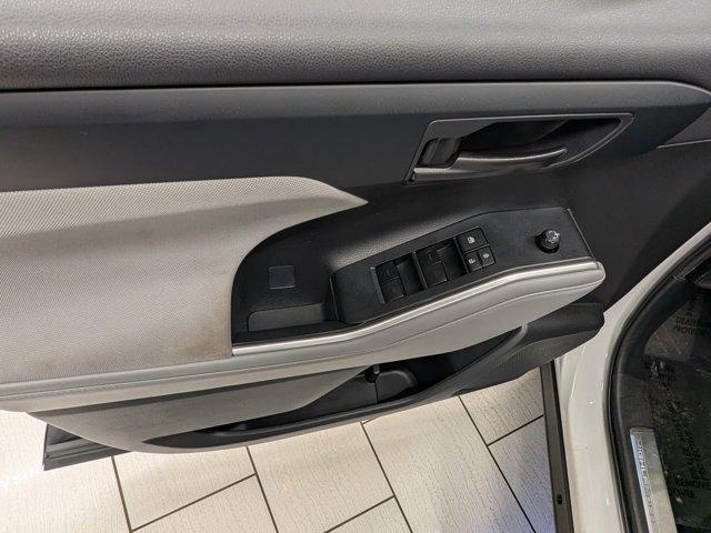 used 2023 Toyota Highlander Hybrid car, priced at $35,997