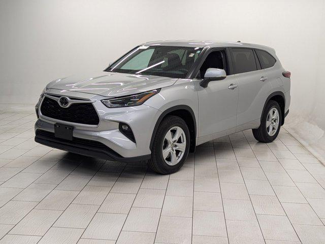 used 2024 Toyota Highlander car, priced at $38,997