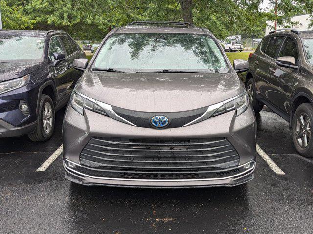used 2021 Toyota Sienna car, priced at $40,999