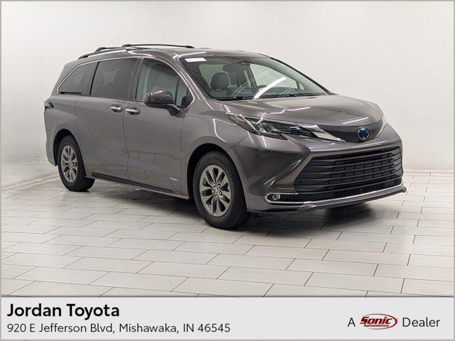 used 2021 Toyota Sienna car, priced at $39,998