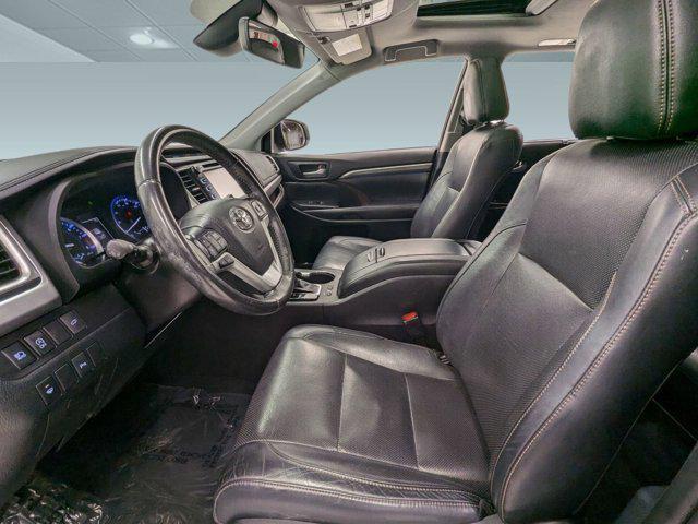 used 2019 Toyota Highlander car, priced at $26,398