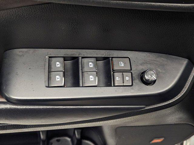 used 2019 Toyota Highlander car, priced at $26,398