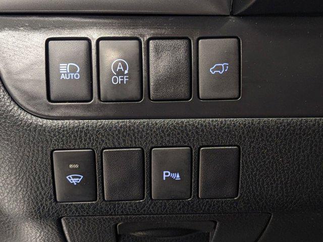 used 2019 Toyota Highlander car, priced at $26,398