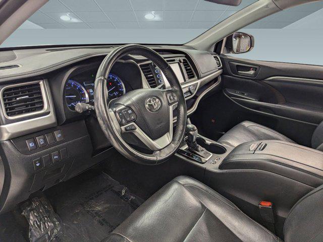 used 2019 Toyota Highlander car, priced at $26,398