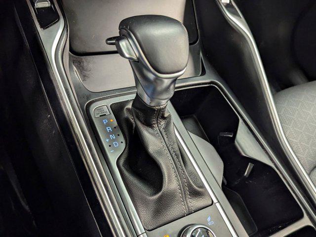 used 2022 Kia Sorento car, priced at $25,397