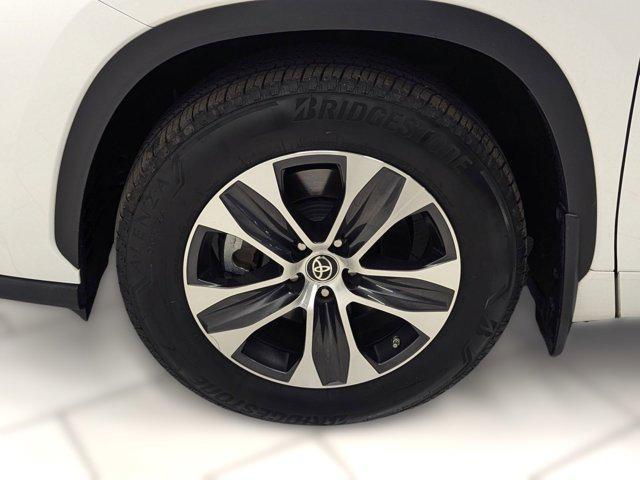used 2021 Toyota Highlander Hybrid car, priced at $36,599