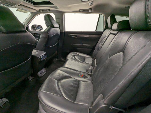 used 2021 Toyota Highlander Hybrid car, priced at $33,828