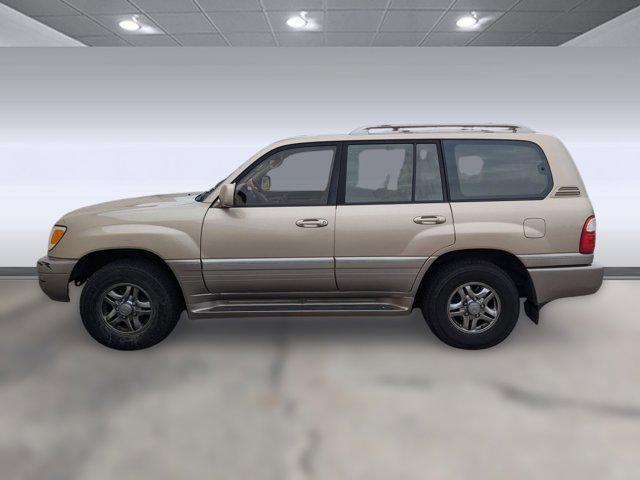 used 2002 Lexus LX 470 car, priced at $14,988