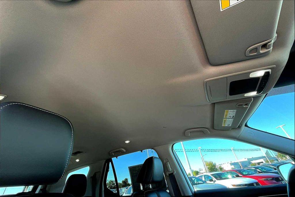 used 2023 Honda Pilot car, priced at $36,799