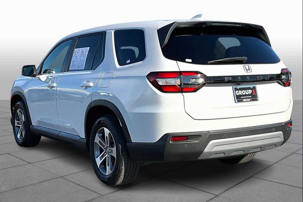 used 2023 Honda Pilot car, priced at $36,799