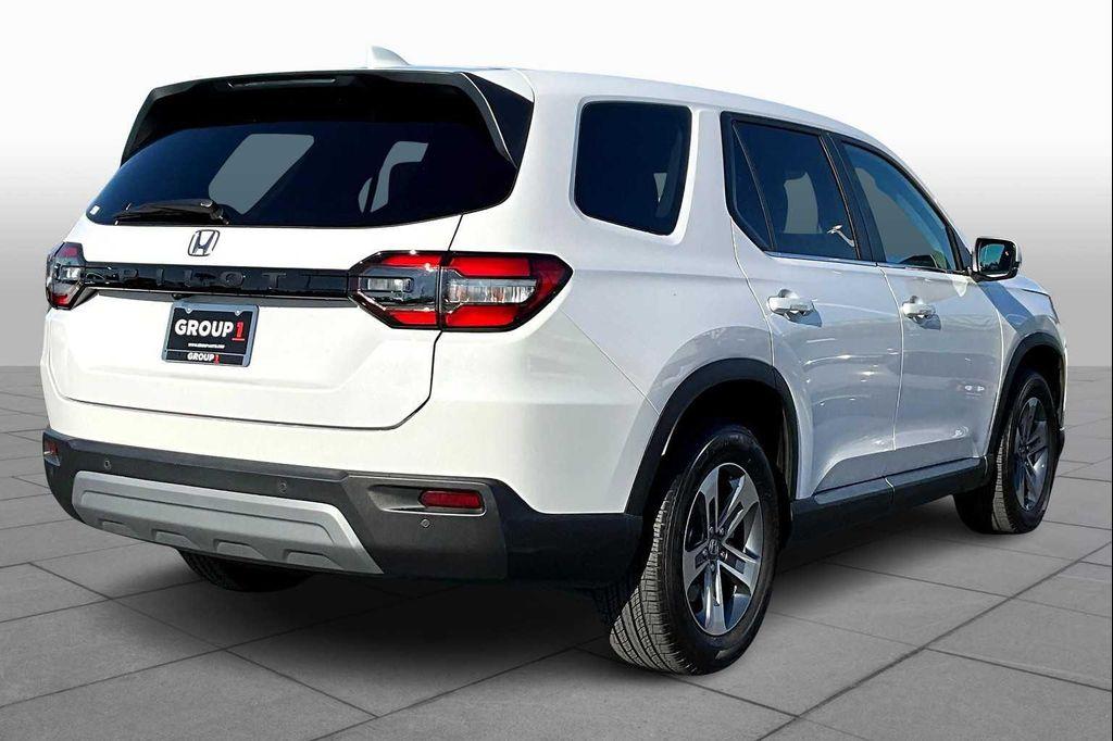 used 2023 Honda Pilot car, priced at $36,799
