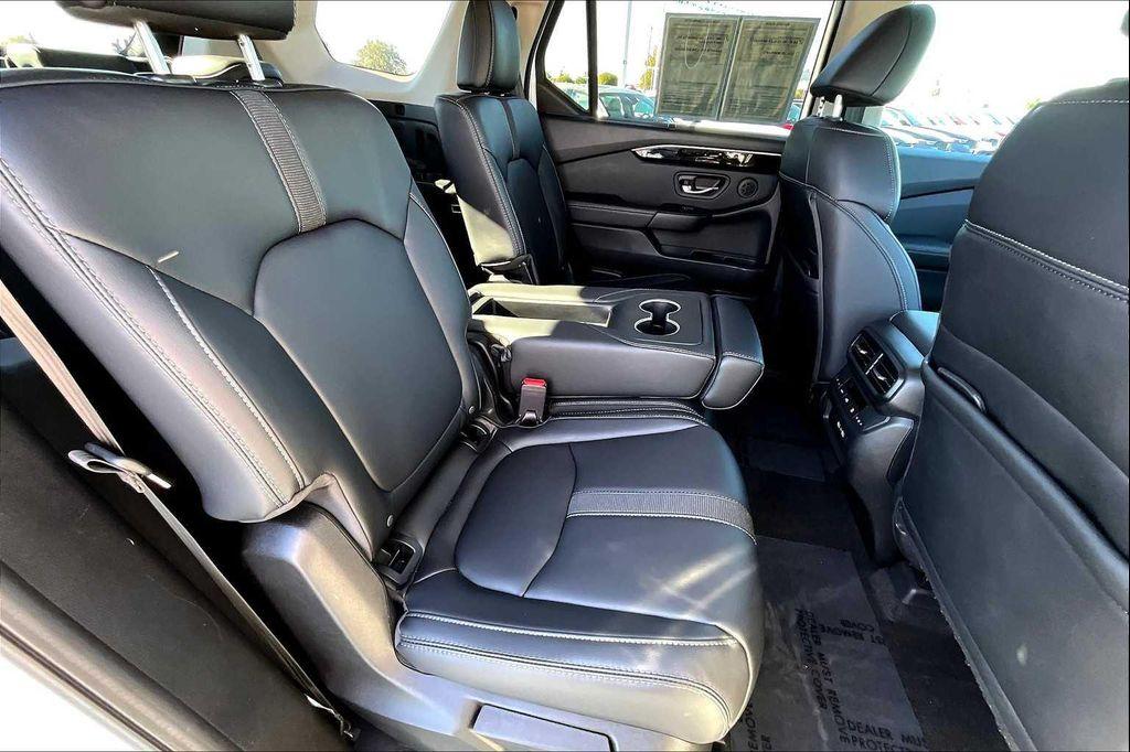 used 2023 Honda Pilot car, priced at $36,799
