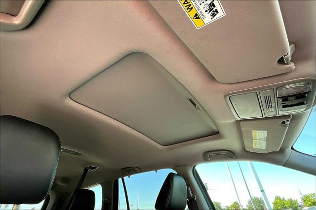 used 2022 Honda Pilot car, priced at $29,898