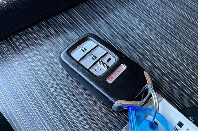 used 2022 Honda Pilot car, priced at $29,898