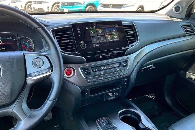 used 2022 Honda Pilot car, priced at $29,898