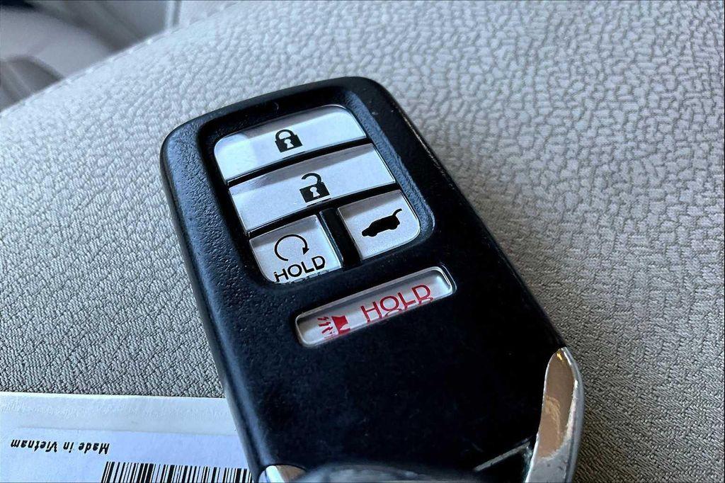 used 2018 Honda CR-V car, priced at $21,220