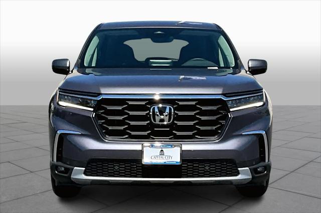 new 2025 Honda Pilot car, priced at $45,922