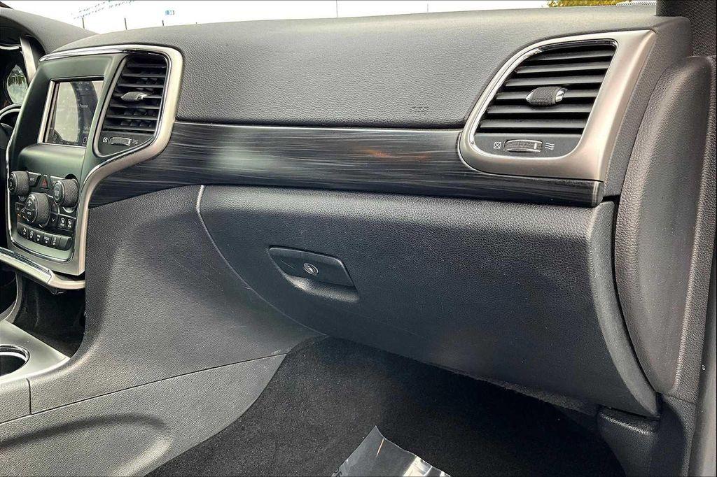 used 2019 Jeep Grand Cherokee car, priced at $15,784