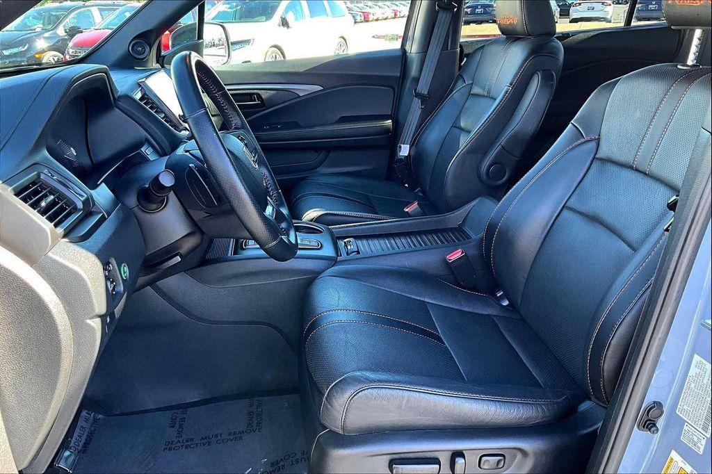 used 2022 Honda Passport car, priced at $32,324