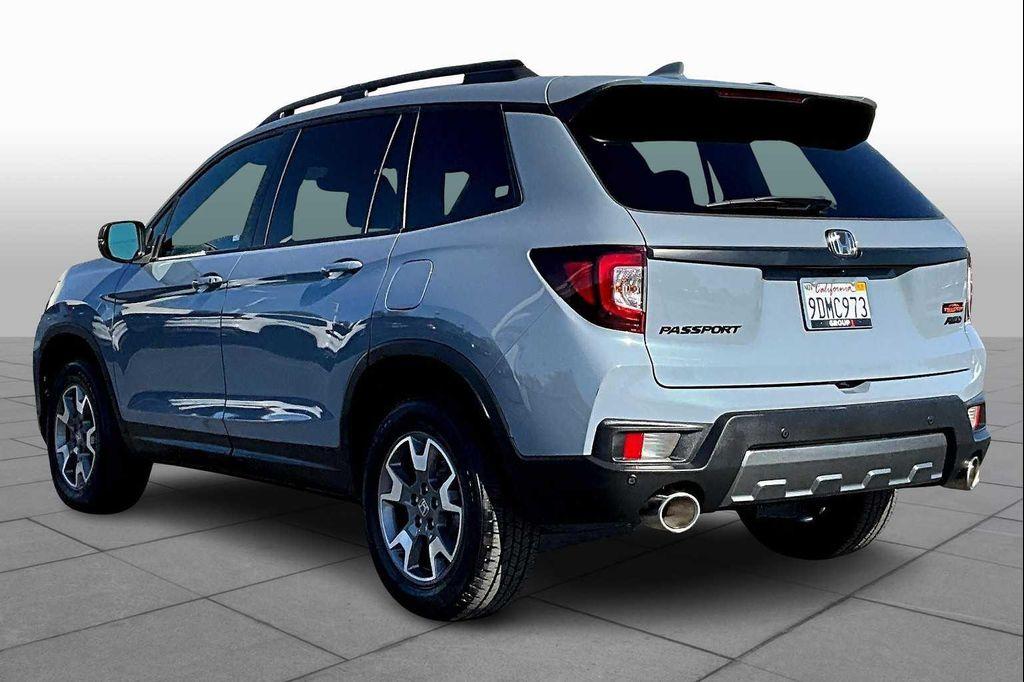 used 2022 Honda Passport car, priced at $32,324