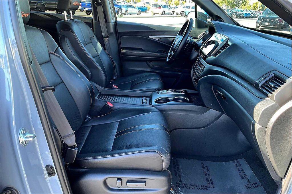 used 2022 Honda Passport car, priced at $32,324