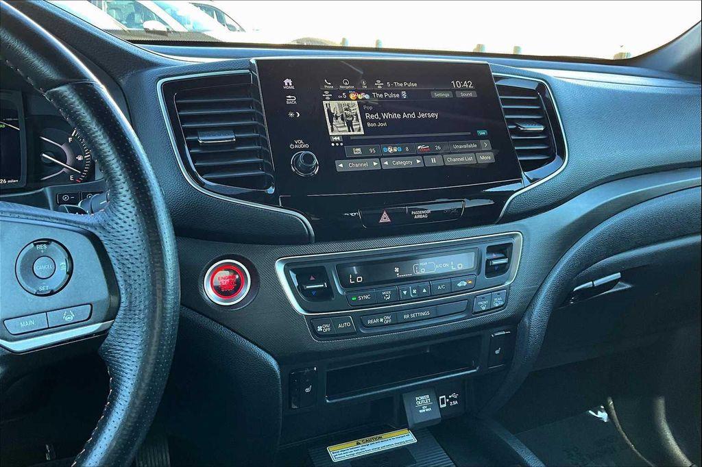 used 2022 Honda Passport car, priced at $32,324