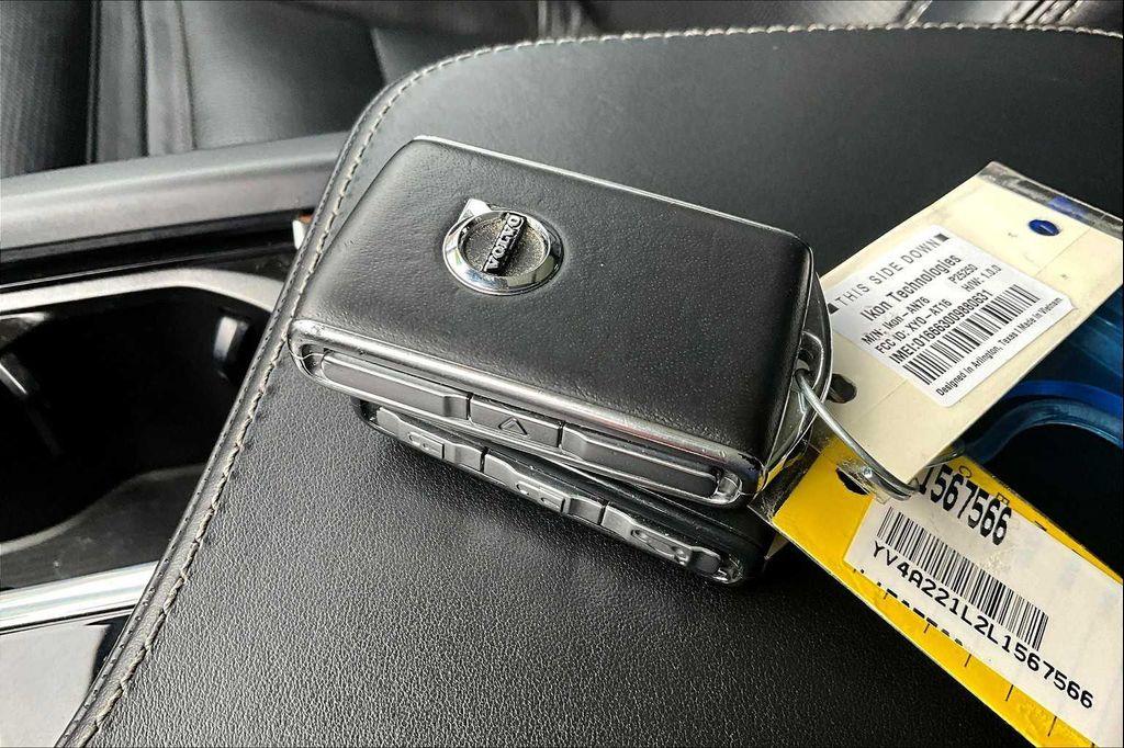 used 2020 Volvo XC90 car, priced at $29,570