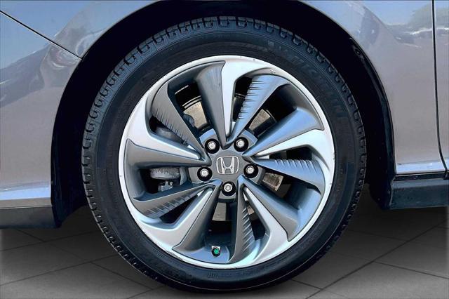 used 2018 Honda Clarity Plug-In Hybrid car, priced at $20,102