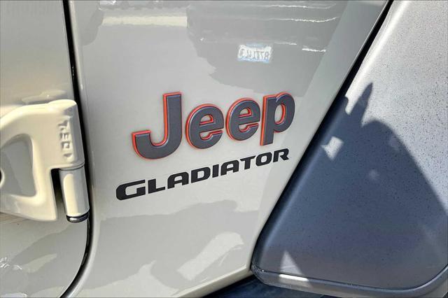 used 2022 Jeep Gladiator car, priced at $38,622
