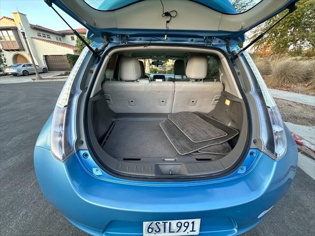 used 2011 Nissan Leaf car, priced at $2,999