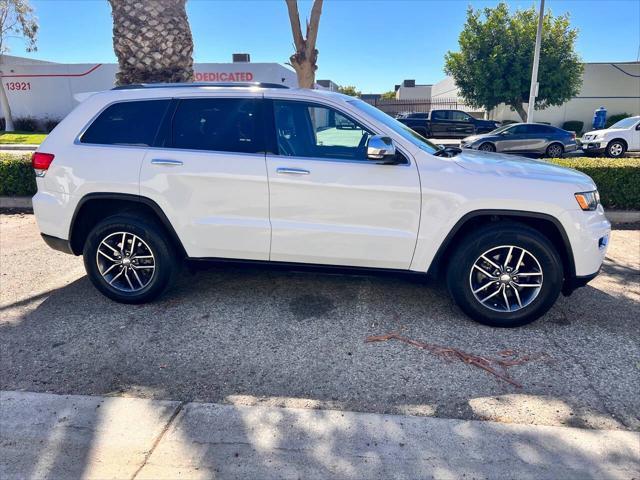 used 2017 Jeep Grand Cherokee car, priced at $11,499