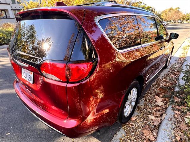 used 2018 Chrysler Pacifica car, priced at $12,900