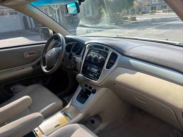 used 2007 Toyota Highlander Hybrid car, priced at $5,499