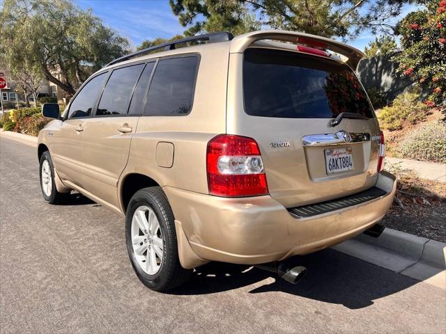 used 2007 Toyota Highlander Hybrid car, priced at $5,499