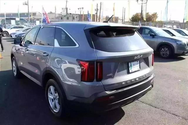 used 2022 Kia Sorento car, priced at $21,333